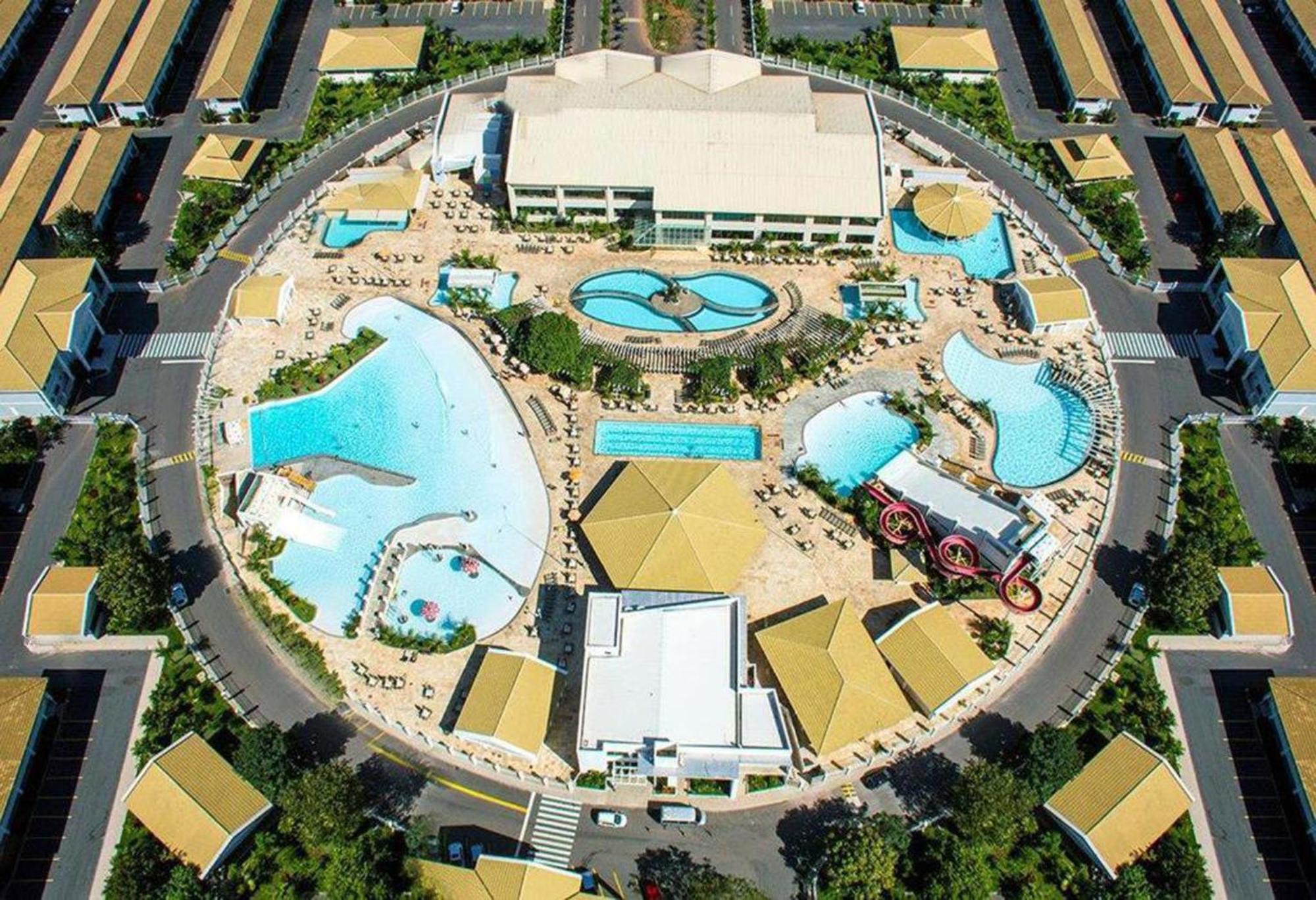 Lacqua Diroma Oficial - Diroma Acqua Park Incluido - Com Roupa De Cama E Banho Caldas Novas Esterno foto