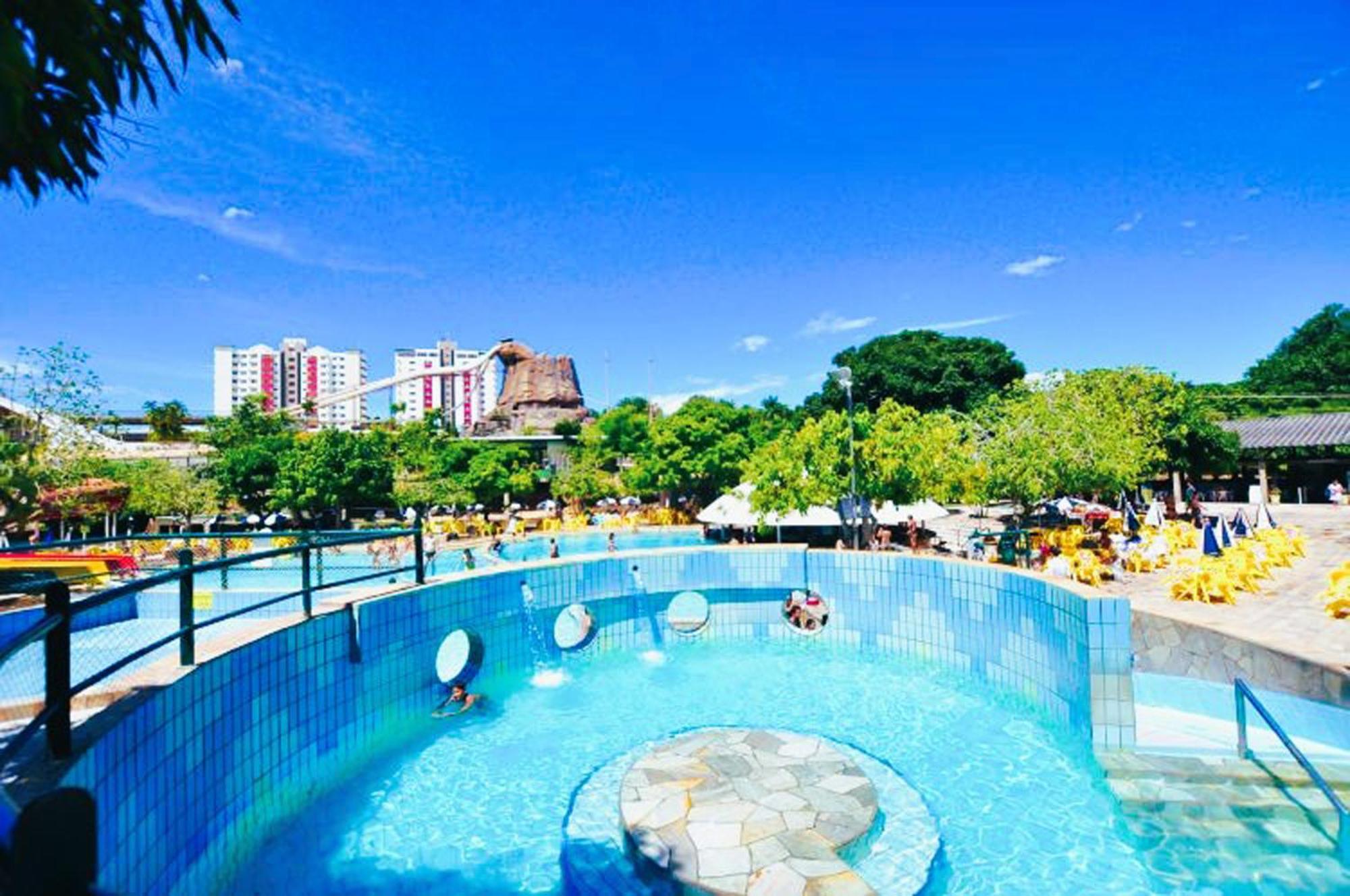 Lacqua Diroma Oficial - Diroma Acqua Park Incluido - Com Roupa De Cama E Banho Caldas Novas Esterno foto