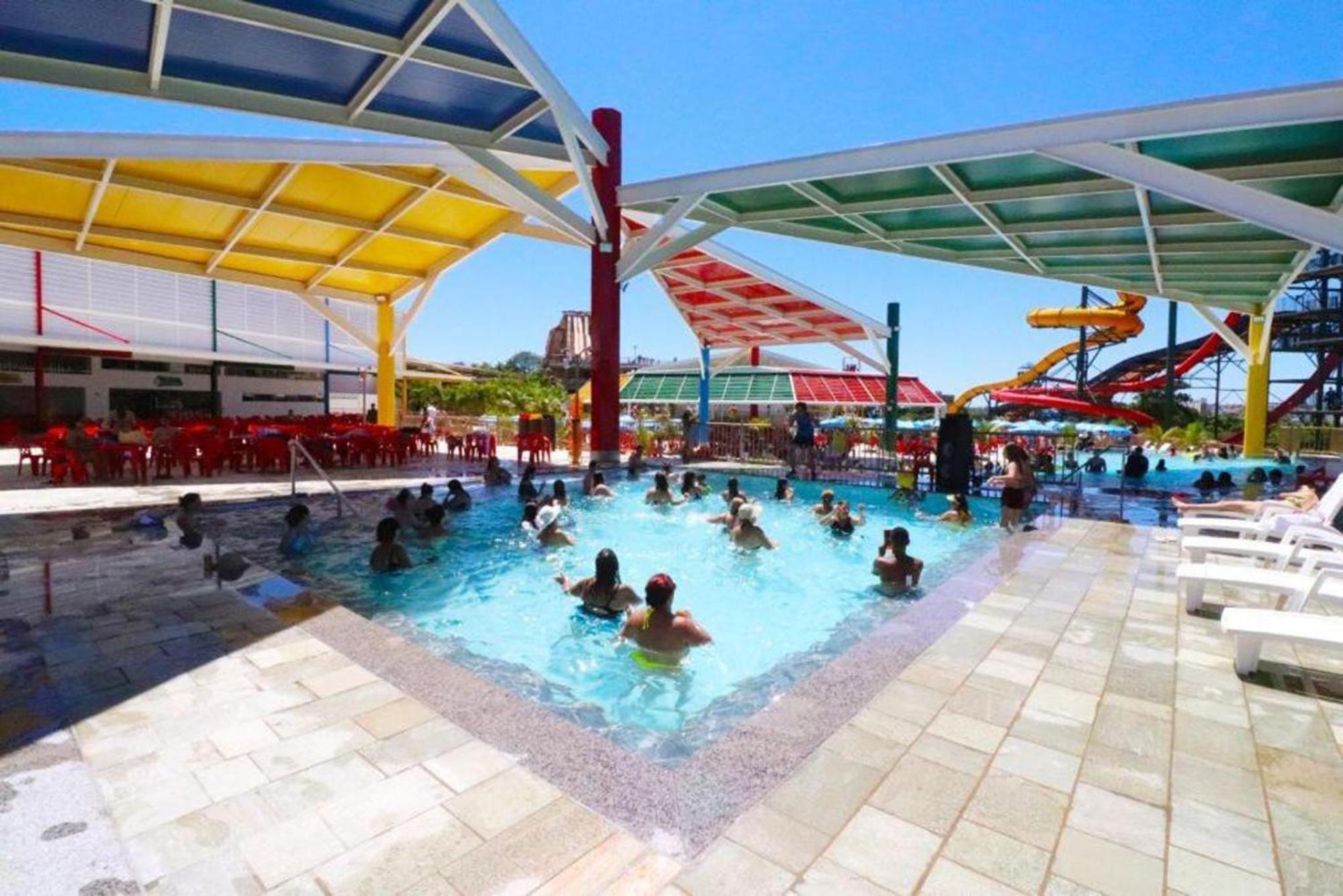 Lacqua Diroma Oficial - Diroma Acqua Park Incluido - Com Roupa De Cama E Banho Caldas Novas Esterno foto